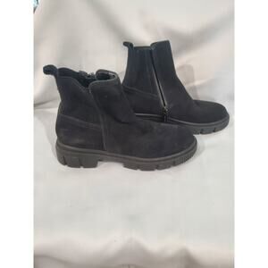 Blondo Posey Boots Women's Black Solid Suede size7.5. S69